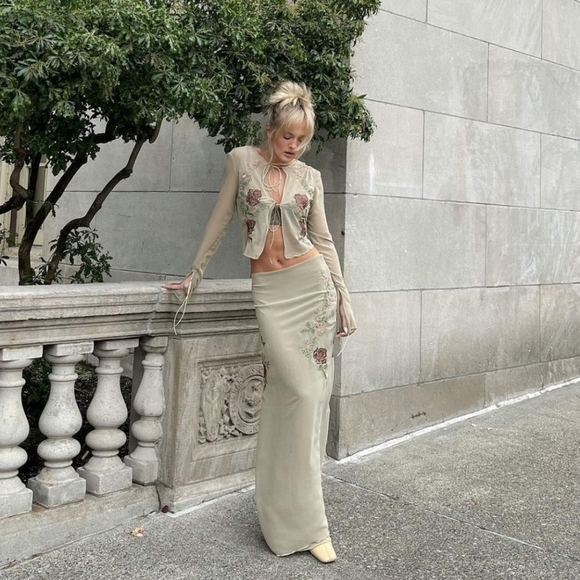 House of CB | Lailah Embroidered Floral Maxi Skirt Artichoke Size XS *Skirt Only - Picture 11 of 11